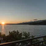 Daire Mekenzi - New By The Sea *