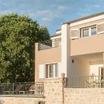 Apartman Mekenzi - New By The Sea
